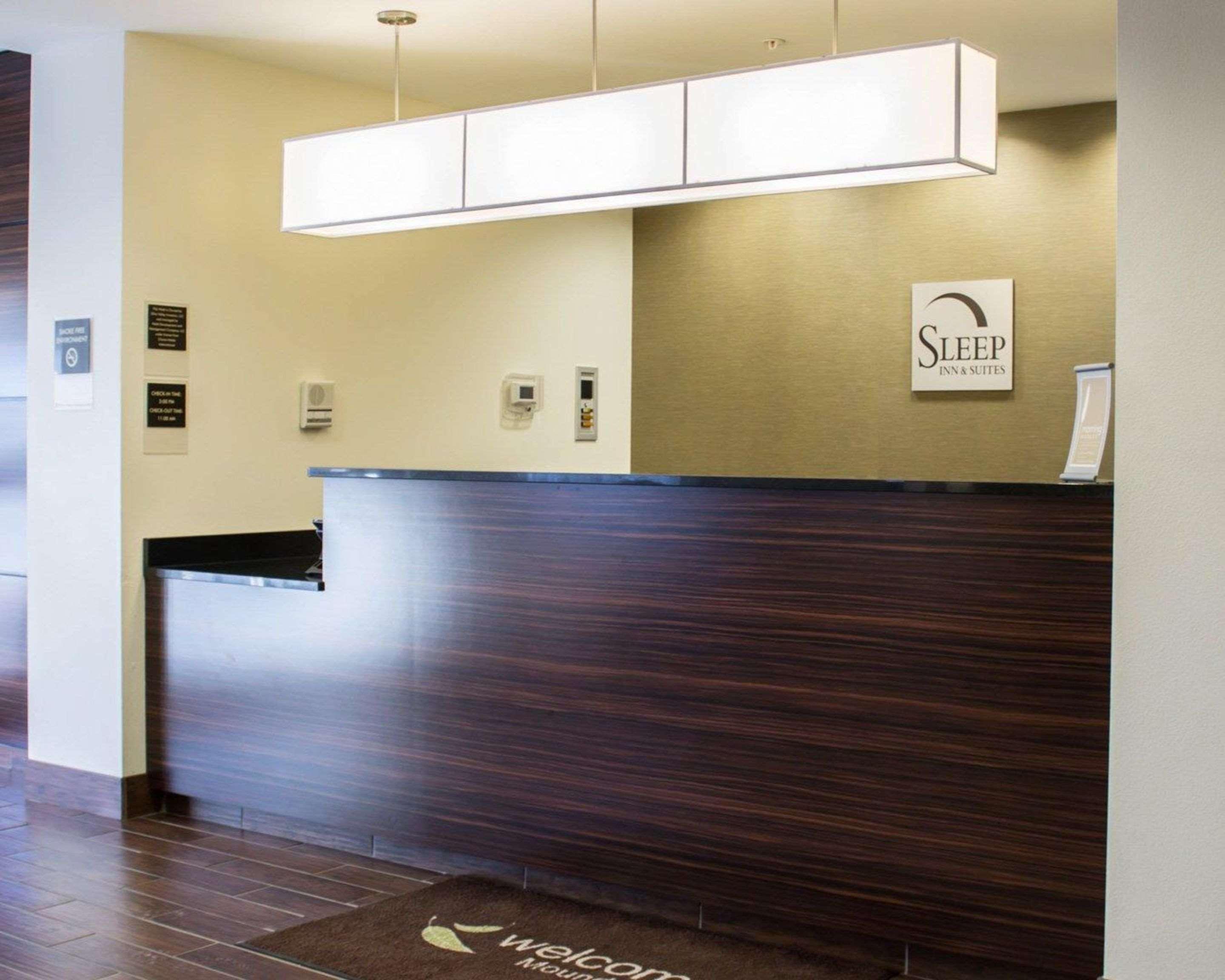 Sleep Inn & Suites Moundsville - Wheeling Екстер'єр фото