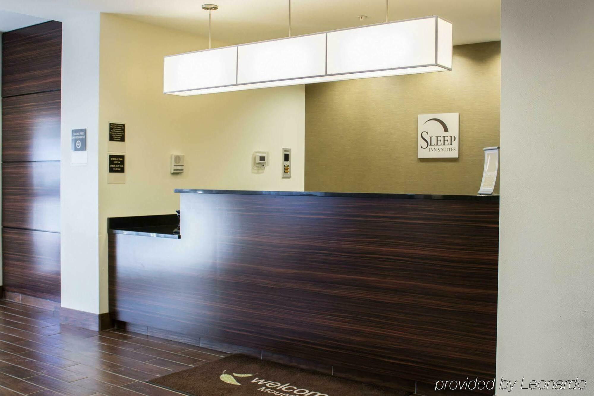 Sleep Inn & Suites Moundsville - Wheeling Екстер'єр фото