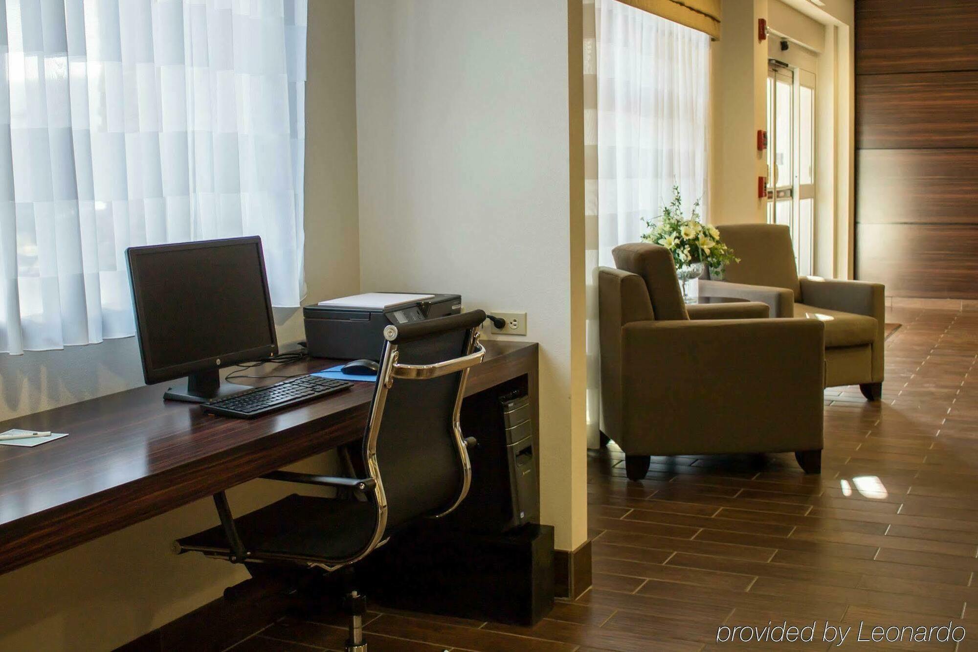 Sleep Inn & Suites Moundsville - Wheeling Екстер'єр фото